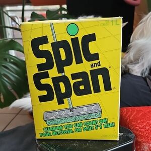 Vintage Cleaning Powder Closed Box Like New. From Canada. Nostalgie😍